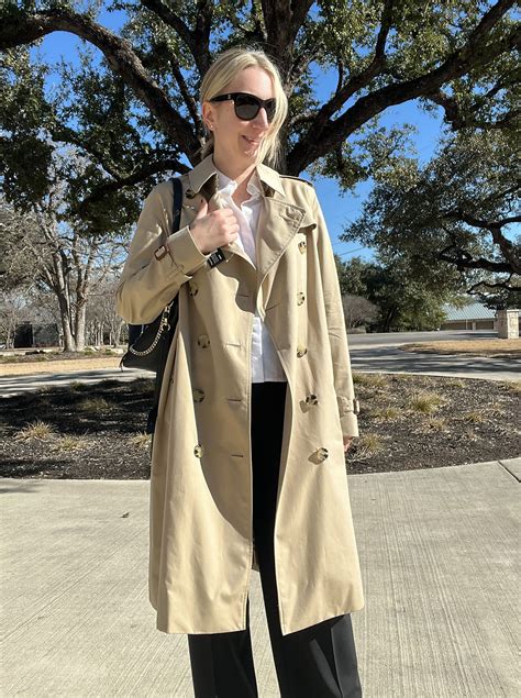 Comparing Burberry Trench Coats: Chelsea, Kensington, and 